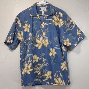 Bluewater Wear Handcrafted Floral Hawaiian Button-up Shirt M